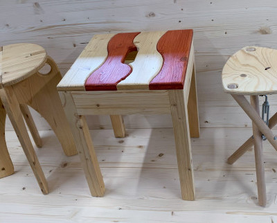 NEU: Sitzen mit Stil - Hocker & Stühle